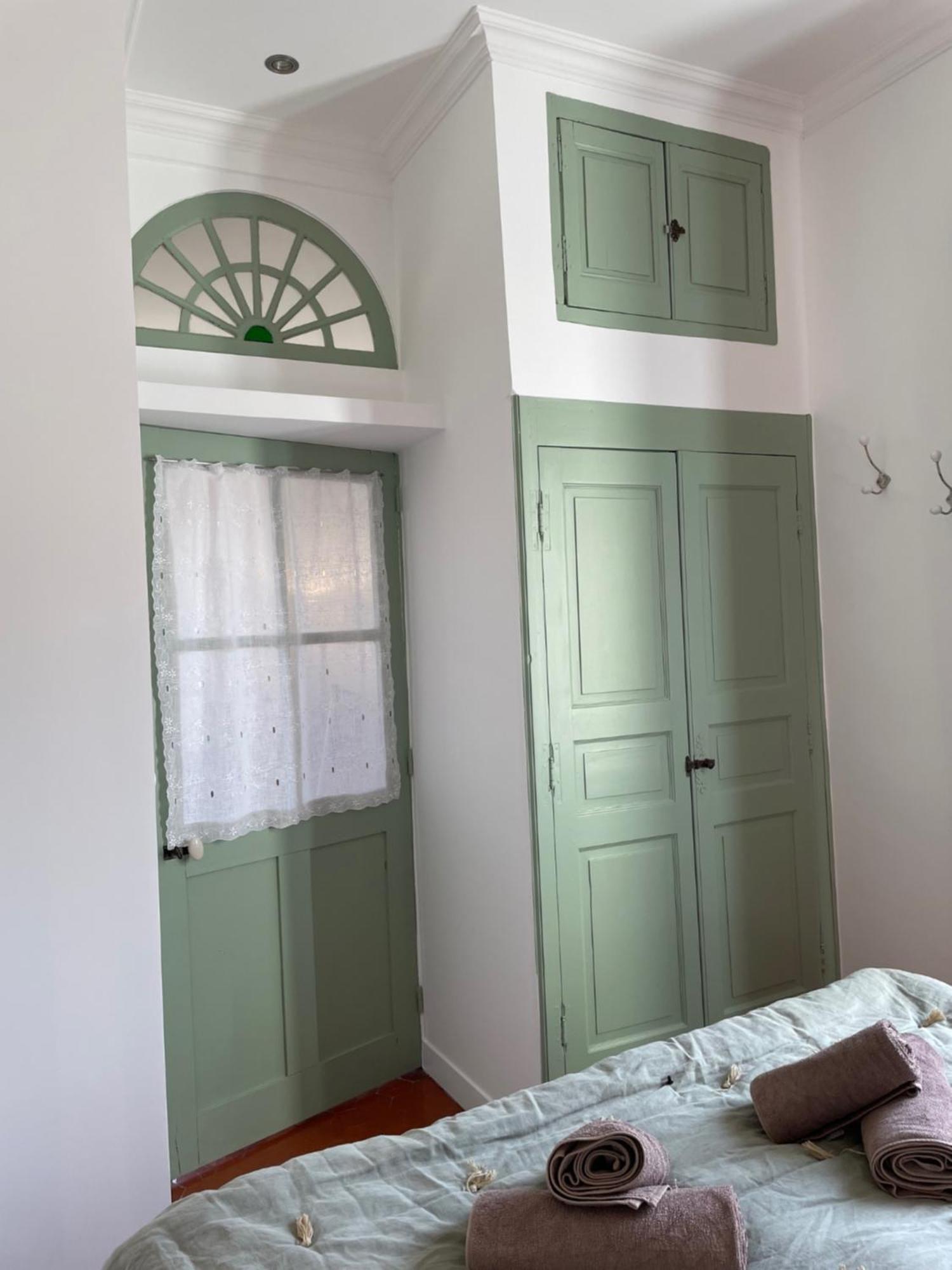 Ferienwohnung L'Ecrin De Mona Au Coeur De Lourmarin Exterior foto
